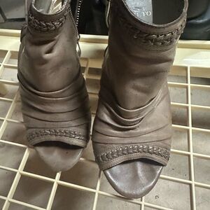 Vince Camuto Tan Peep-Toe Heeled‎ Boots